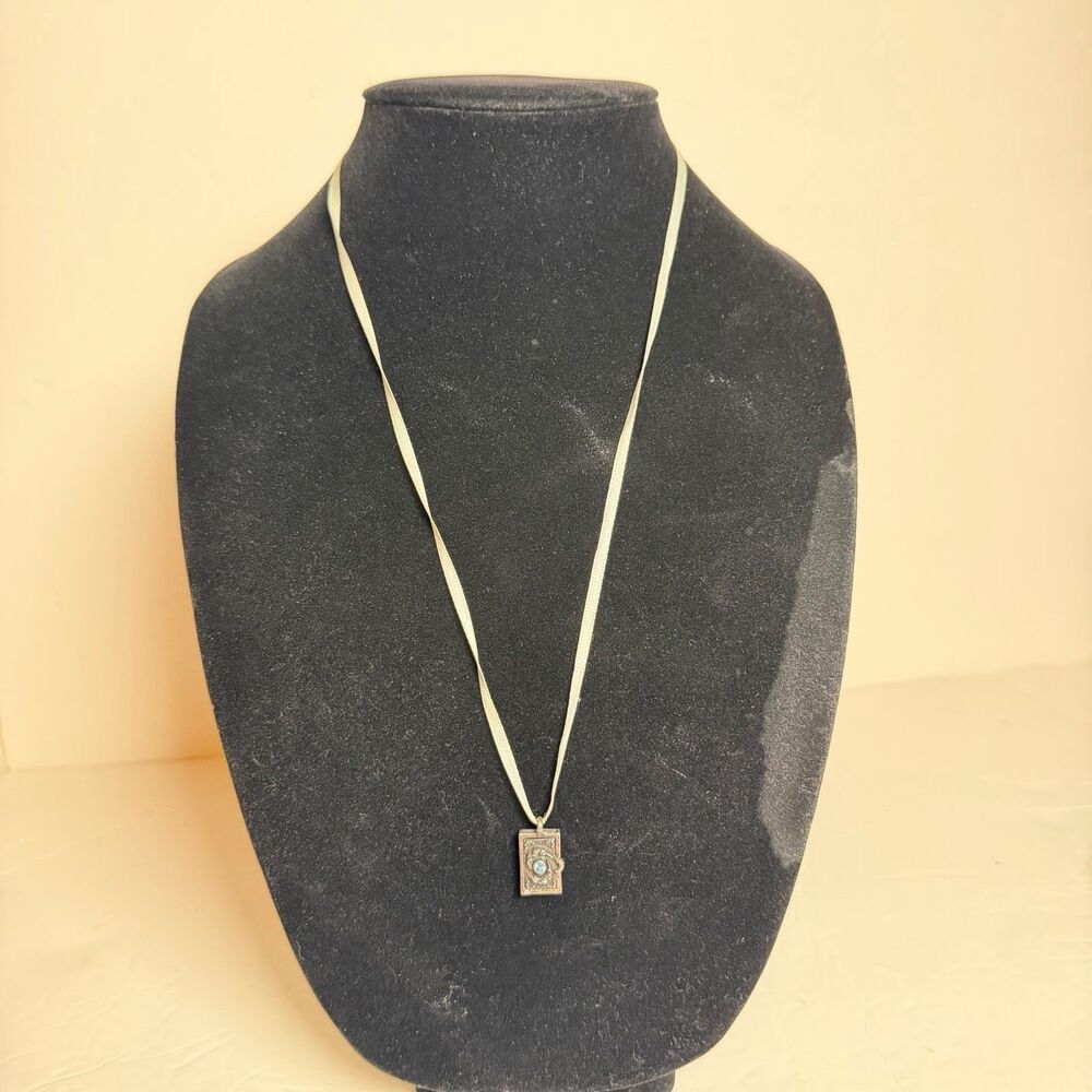 GemArt 925 Sterling Silver Opening Book Locket Pendant Blue Stone Adjustable